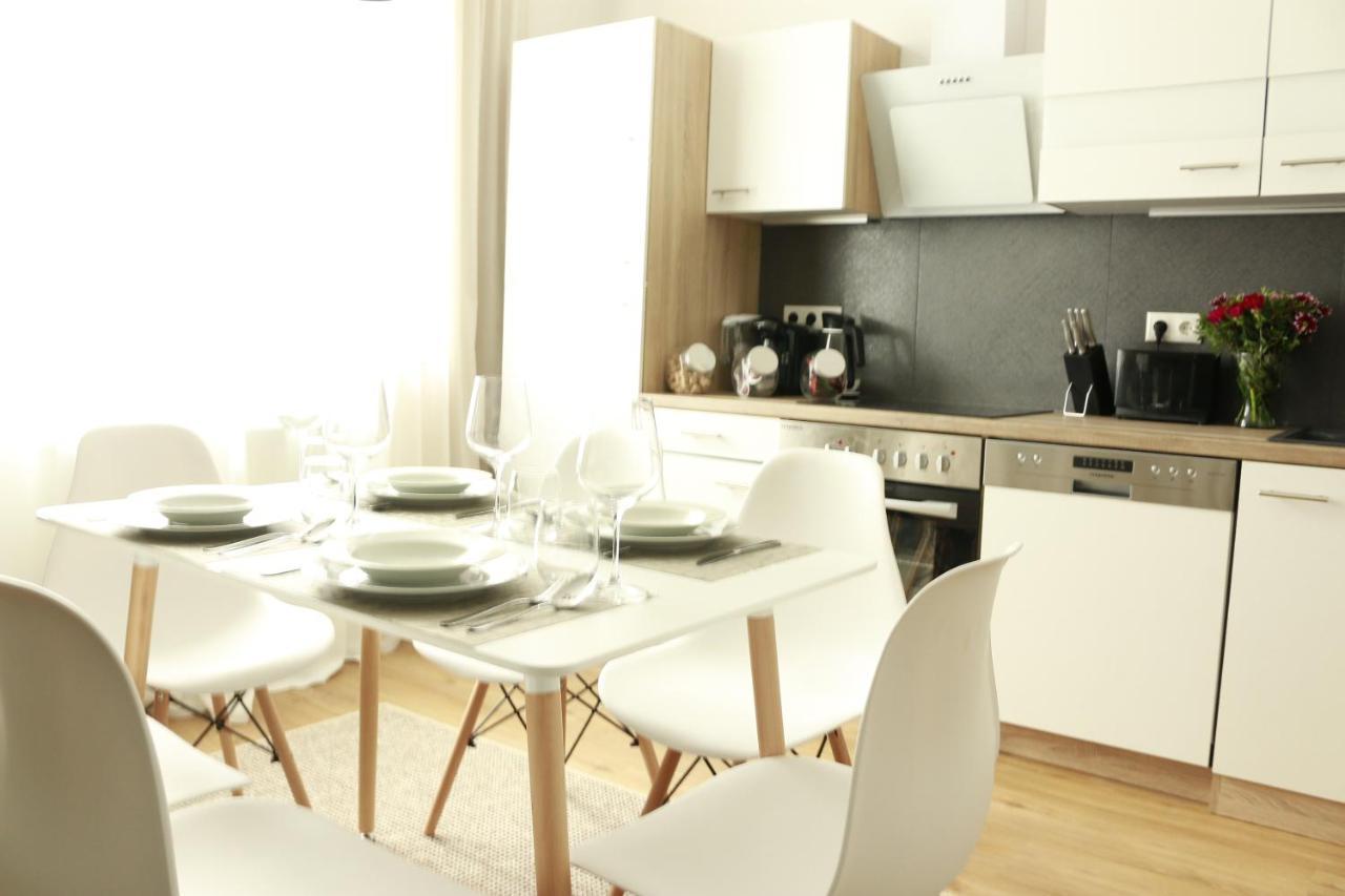Am City Apartment 24H Self-Check-In, Free Parking, U-Bahn 350M, Netflix Nürnberg Exteriör bild